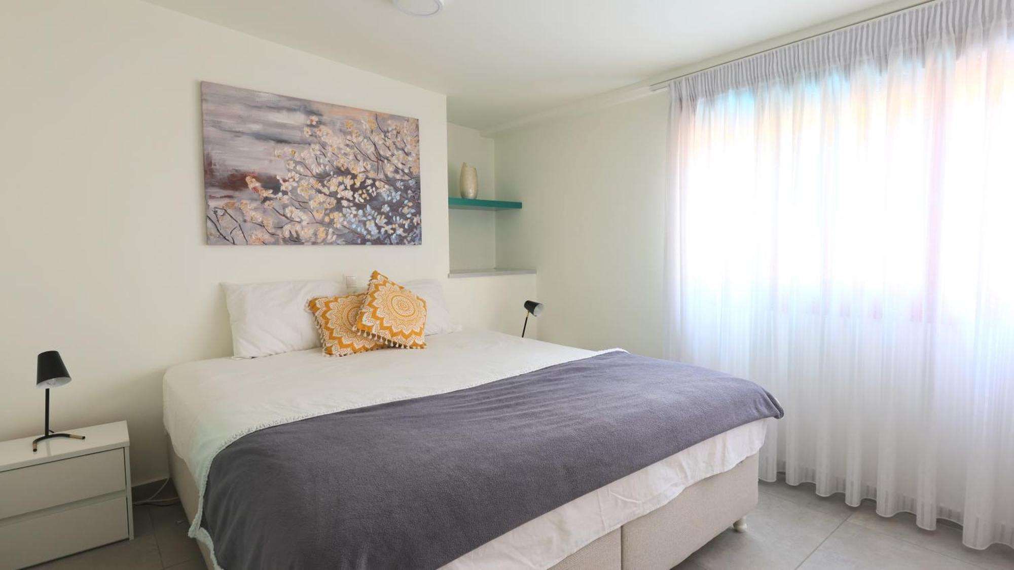 Вилла The Bordeaux Door Aegina Экстерьер фото
